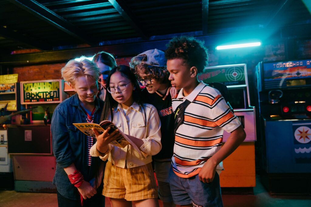Navigating Adolescence: What Teenagers Should Discuss in Therapy