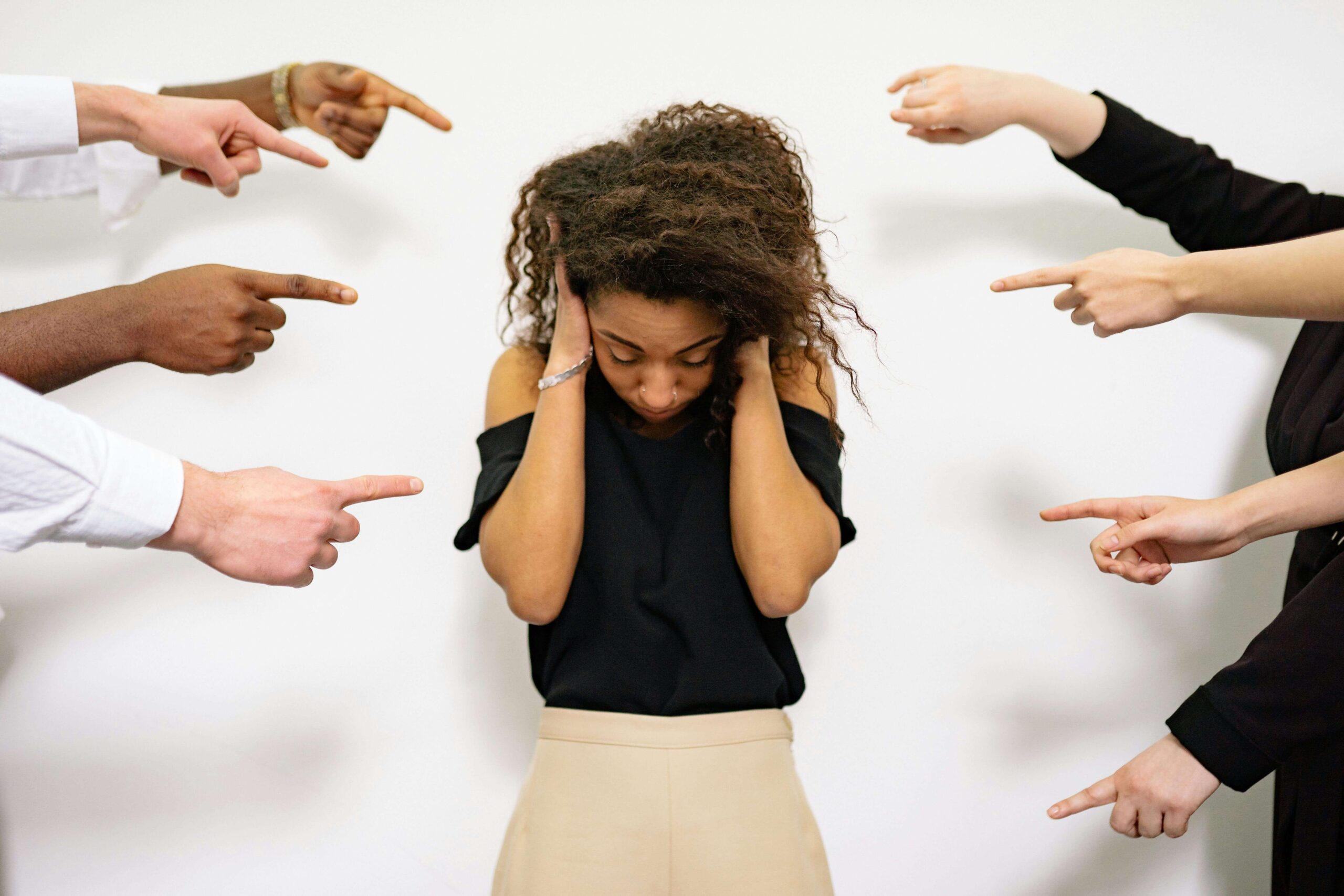 What Does Anxiety Feel Like? Physical, Mental, and Emotional Signs